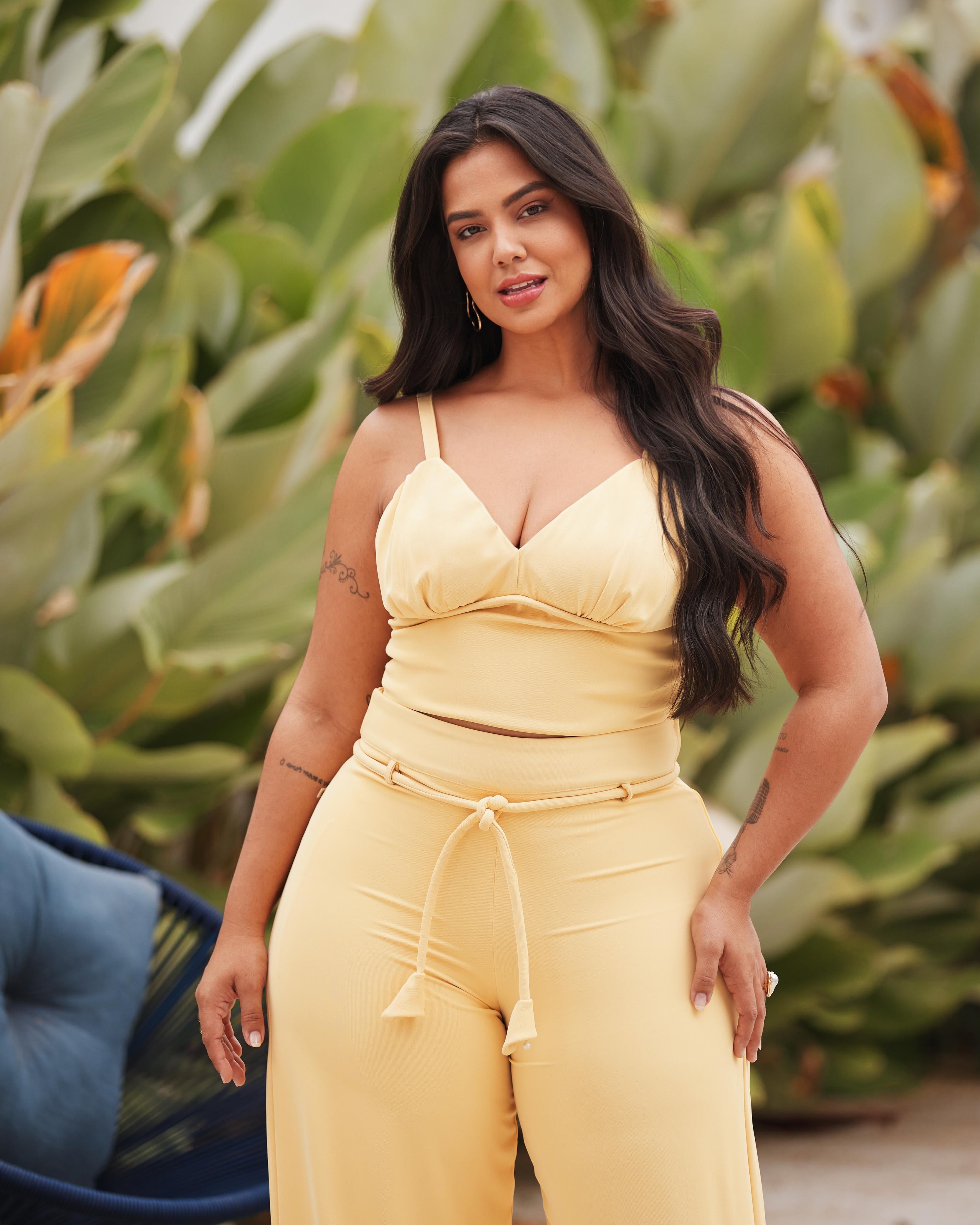 2 Piece Set Pants and Cropped