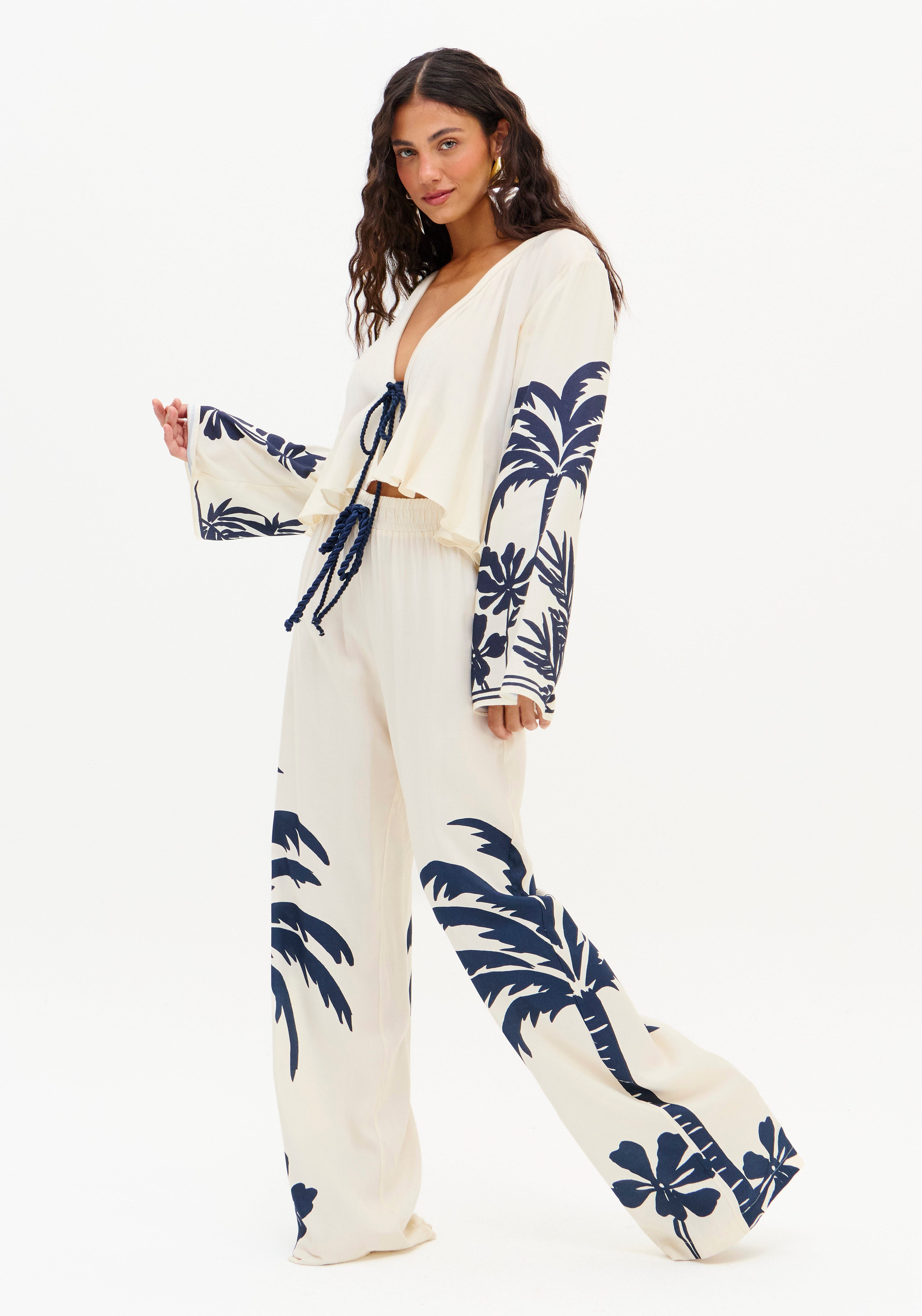 Blouse Wide With Frill and Print