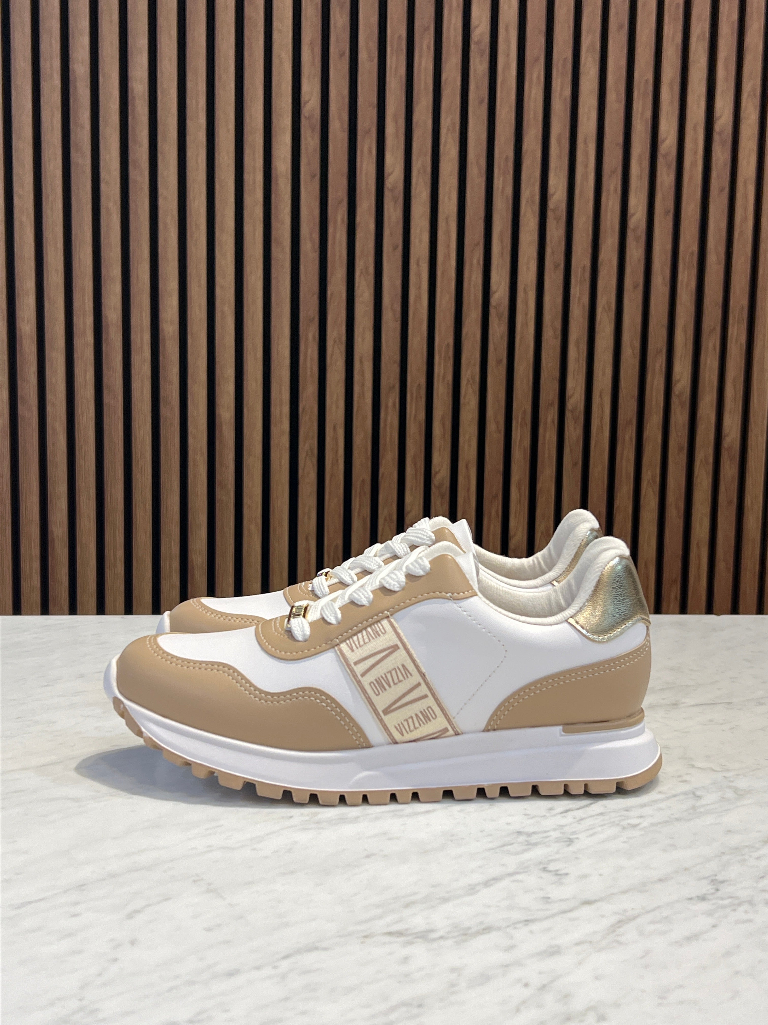 Tênis Vizzano Beige