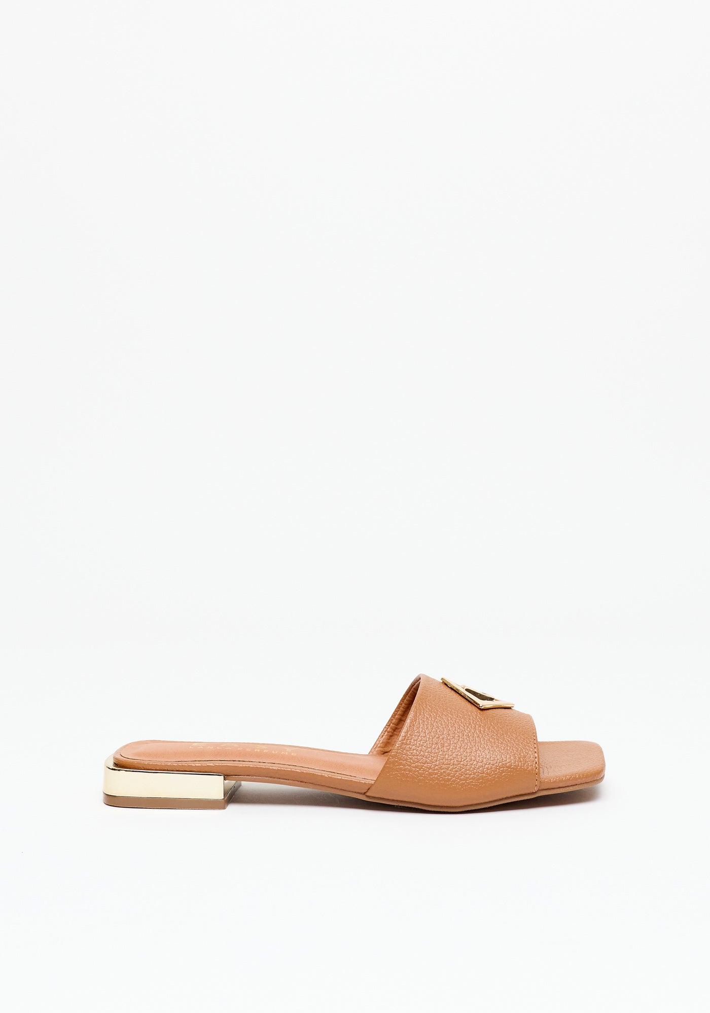 Flat Sandals with Metal Detail Caramel