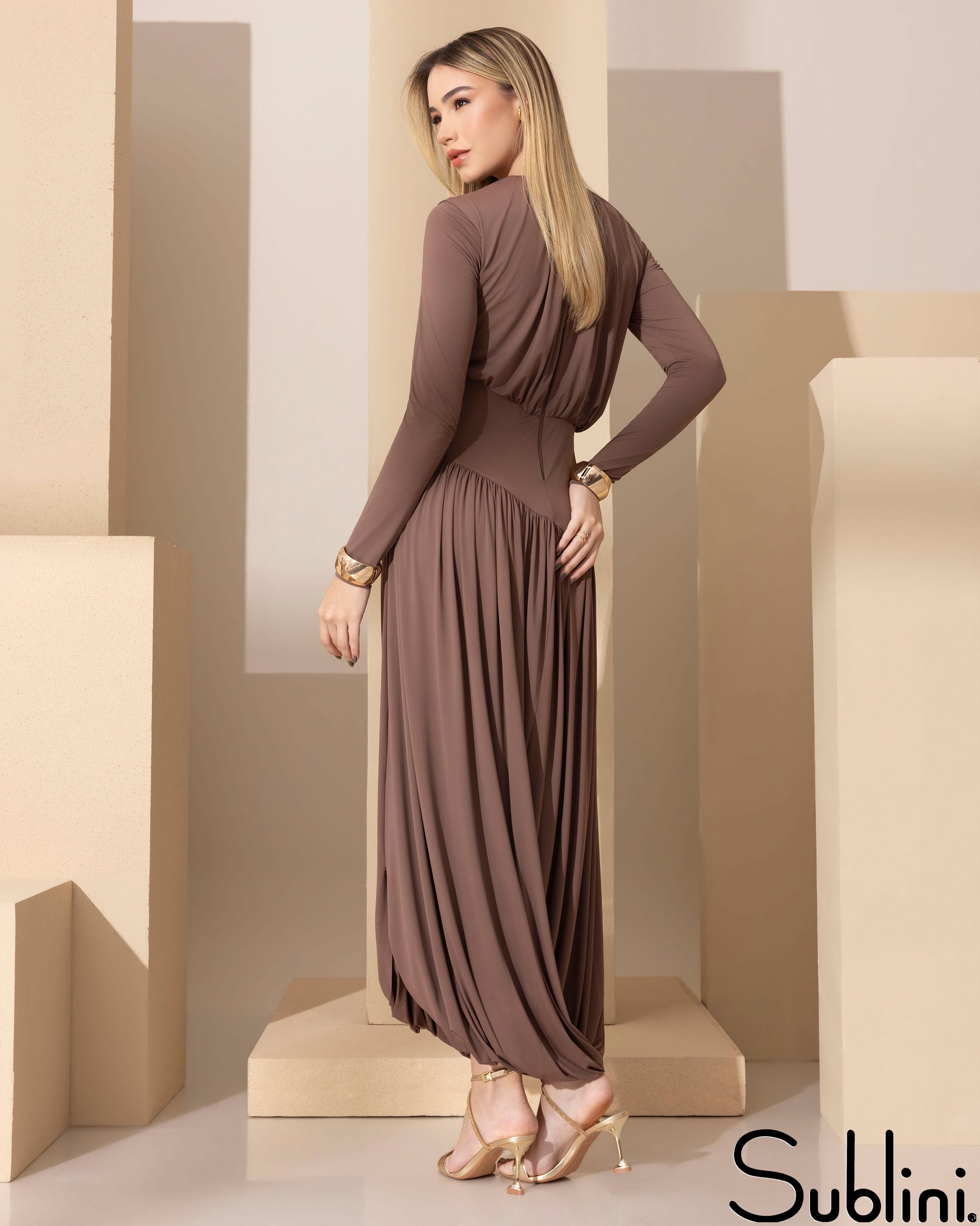 Long-Sleeved Maxi Dress Carol