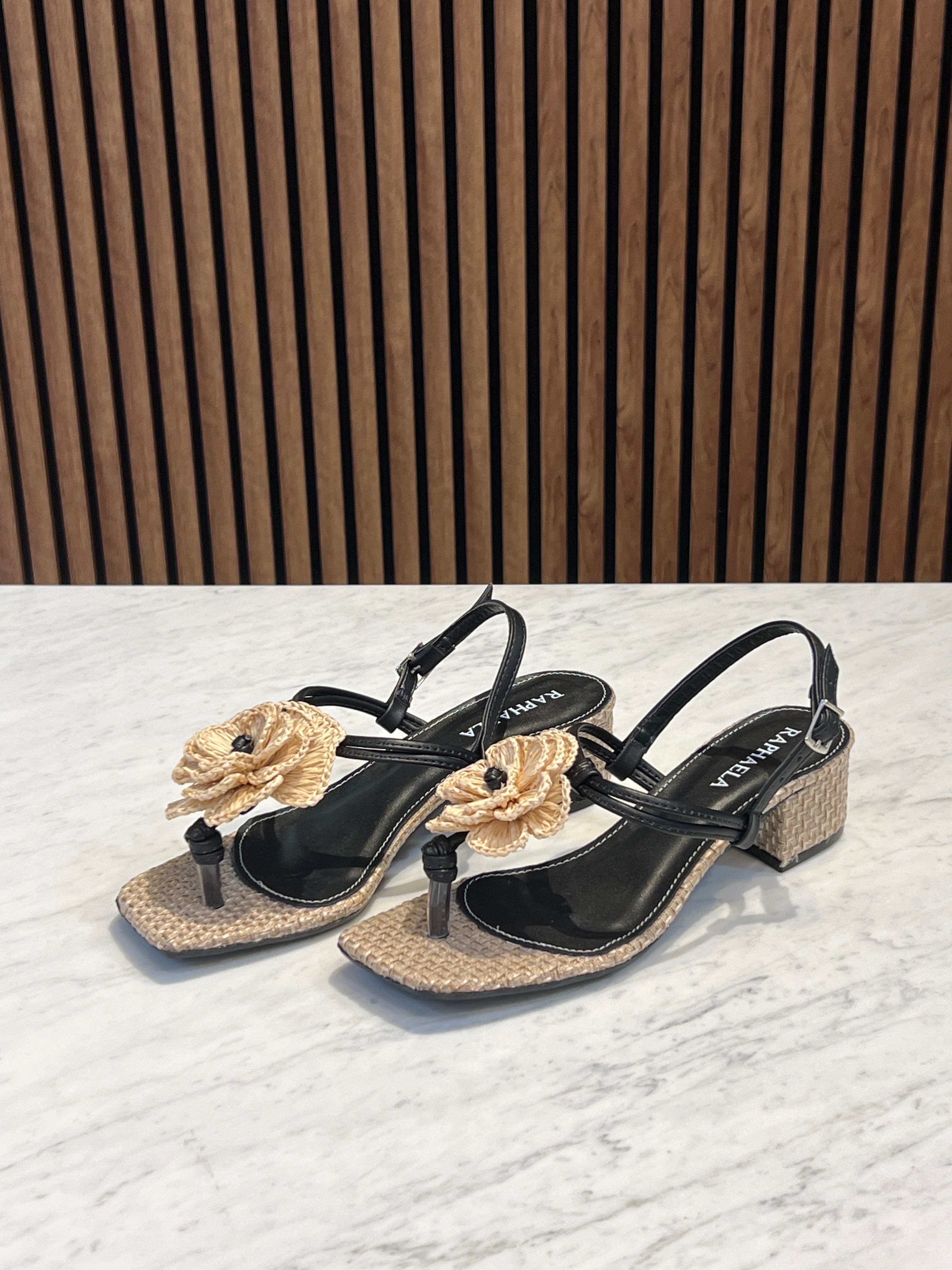 Sandal Flower Raphaela Black