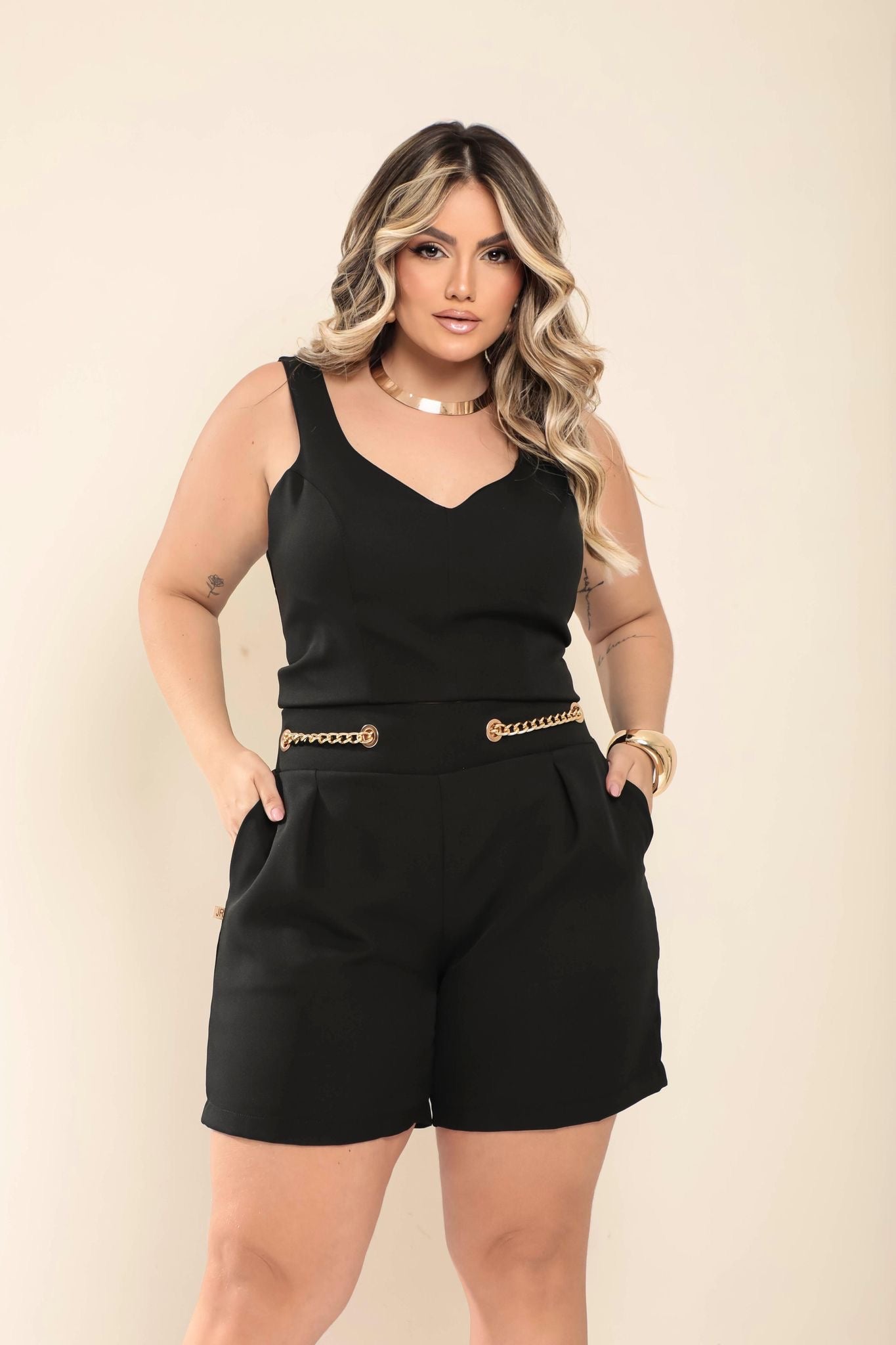2 Piece Set Short and Blouse