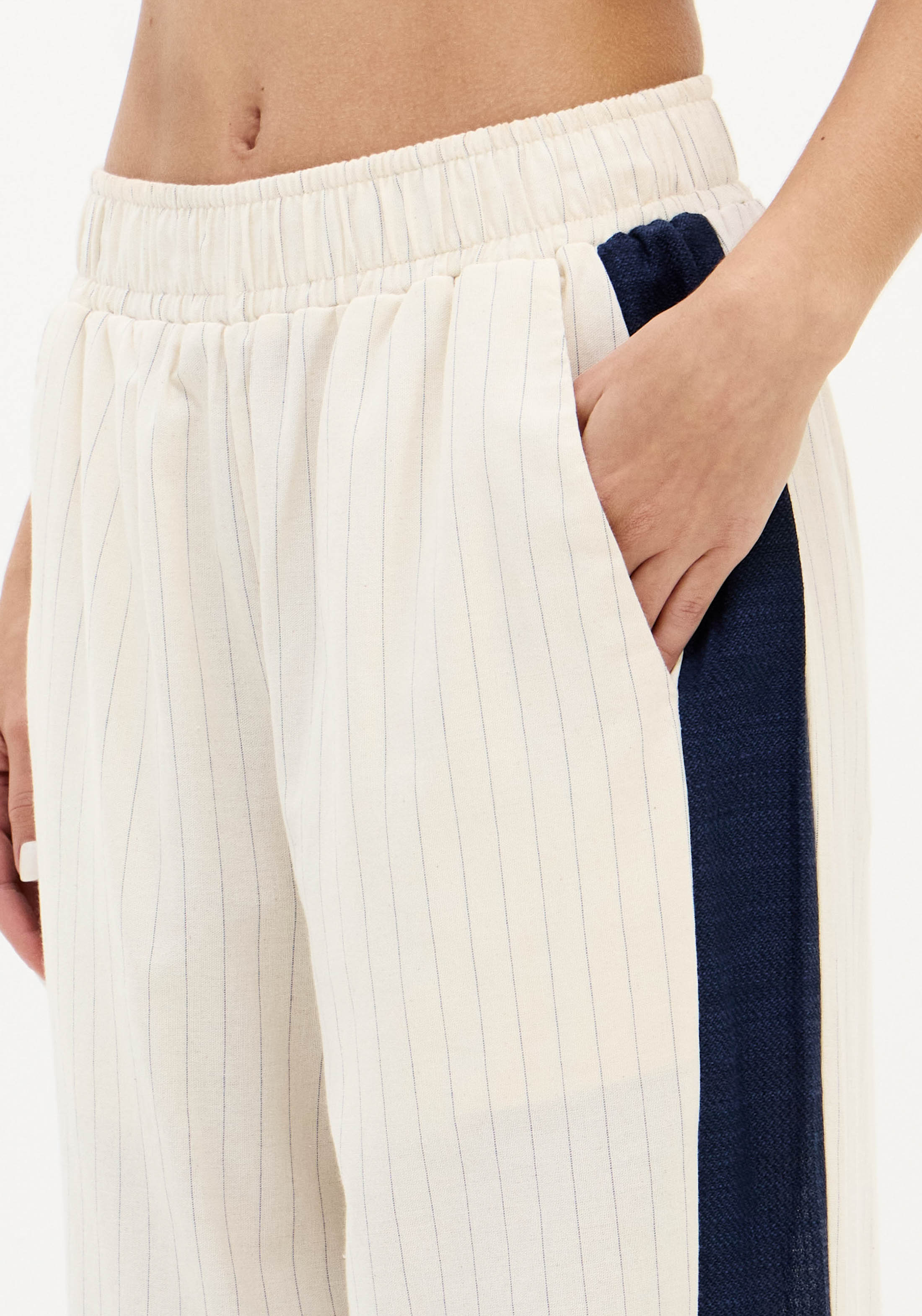 Pants Straight With Cutout Side