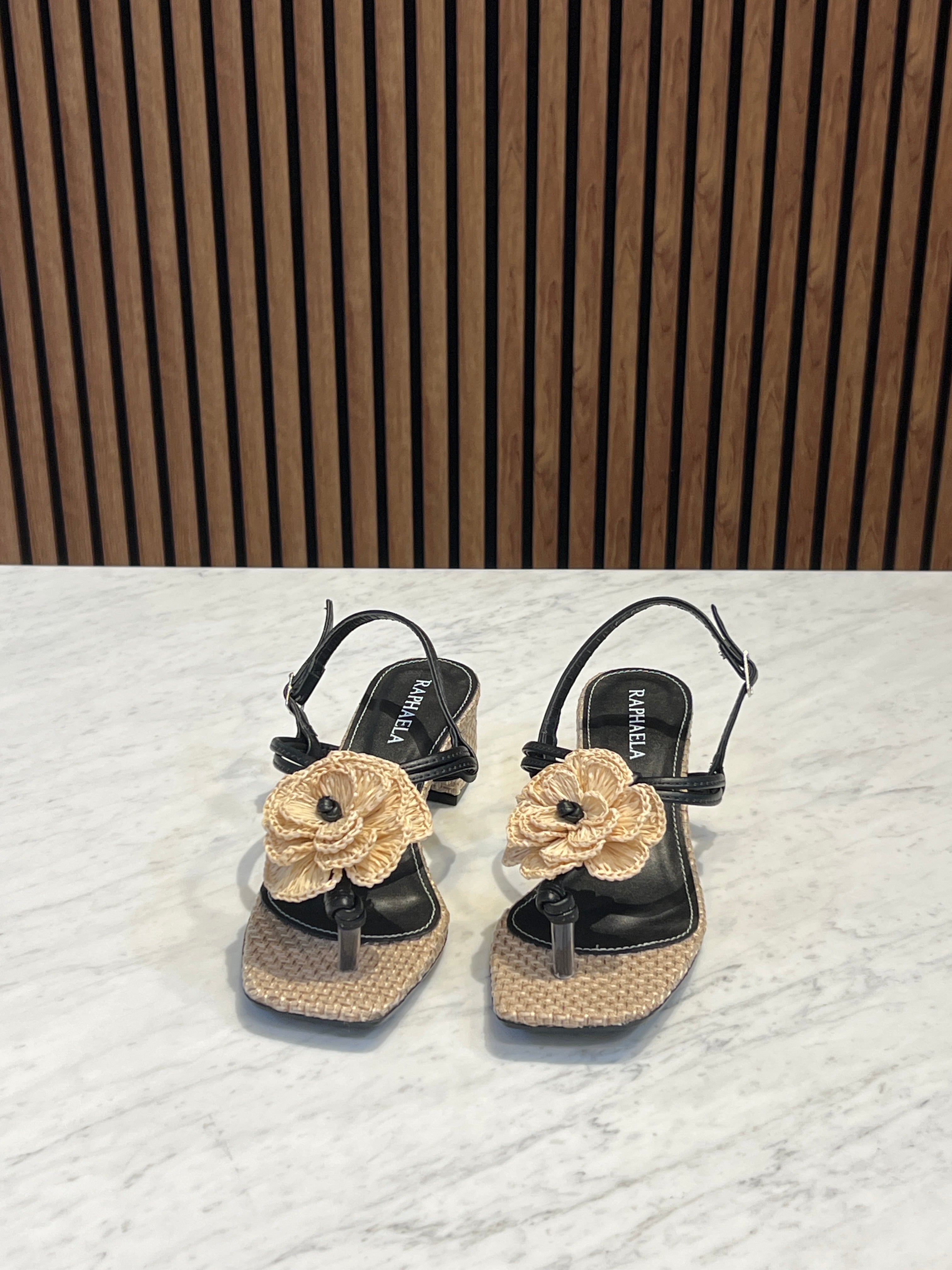 Sandal Flower Raphaela Black