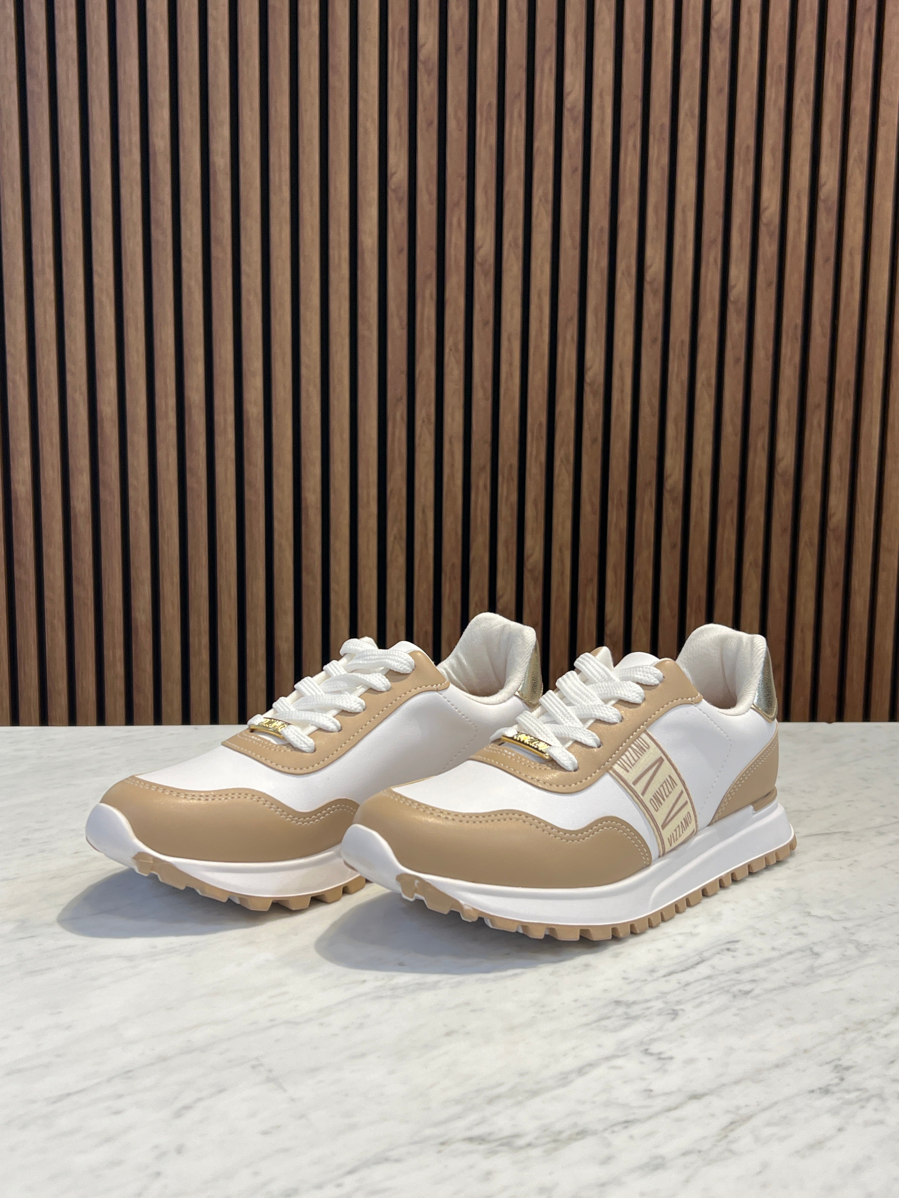 Tênis Vizzano Beige