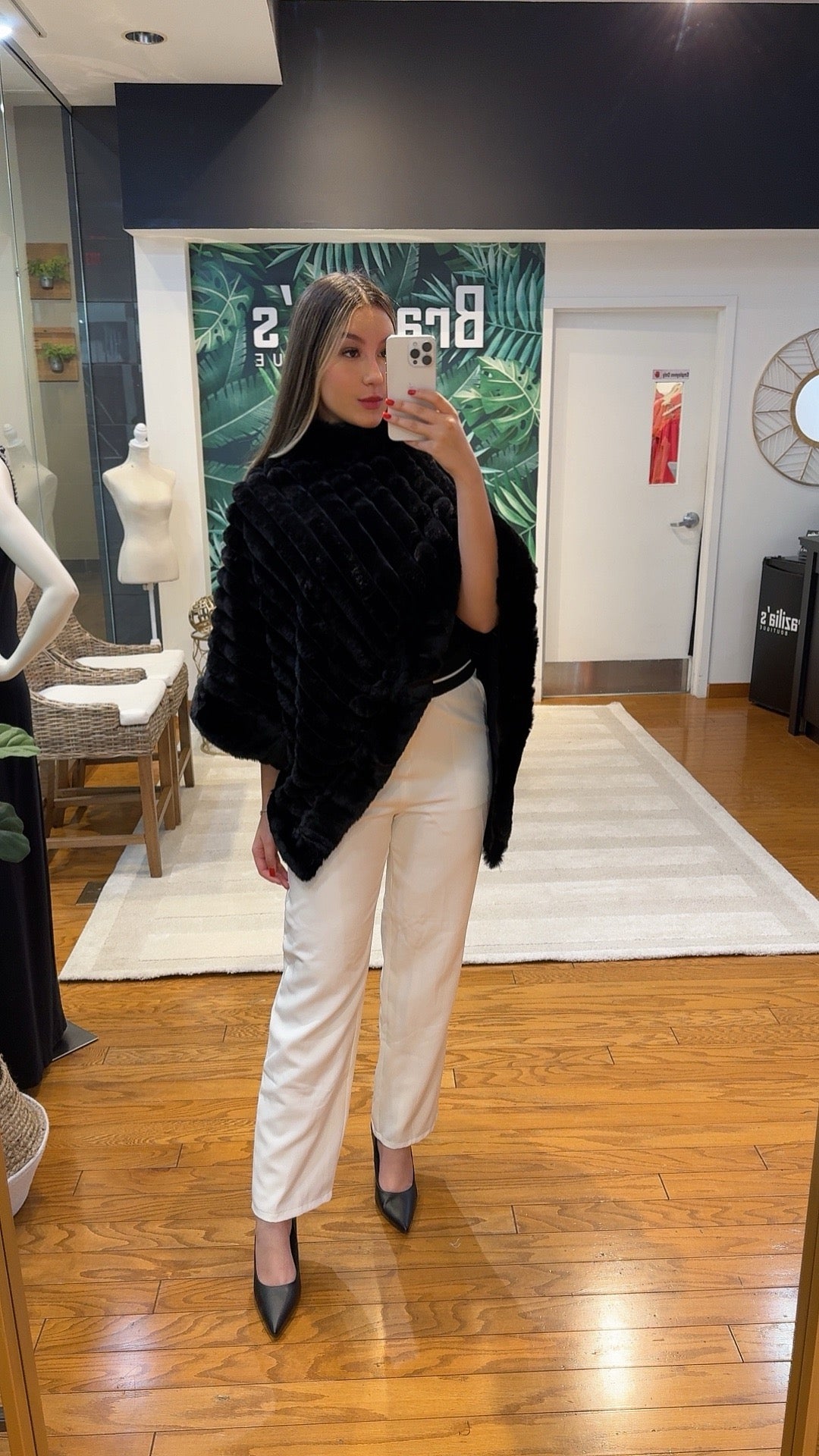 Poncho Anna