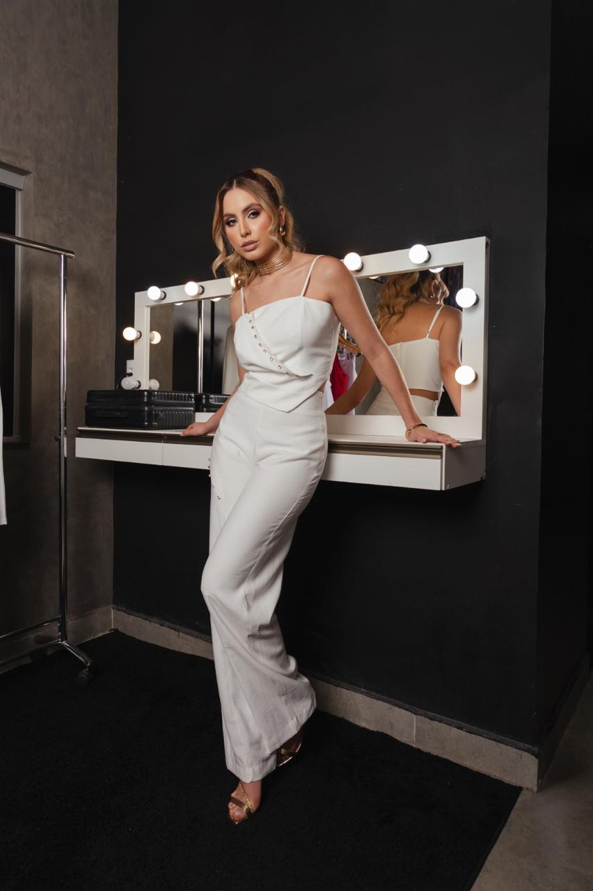 2 Piece Set Pants and Cropped with Application