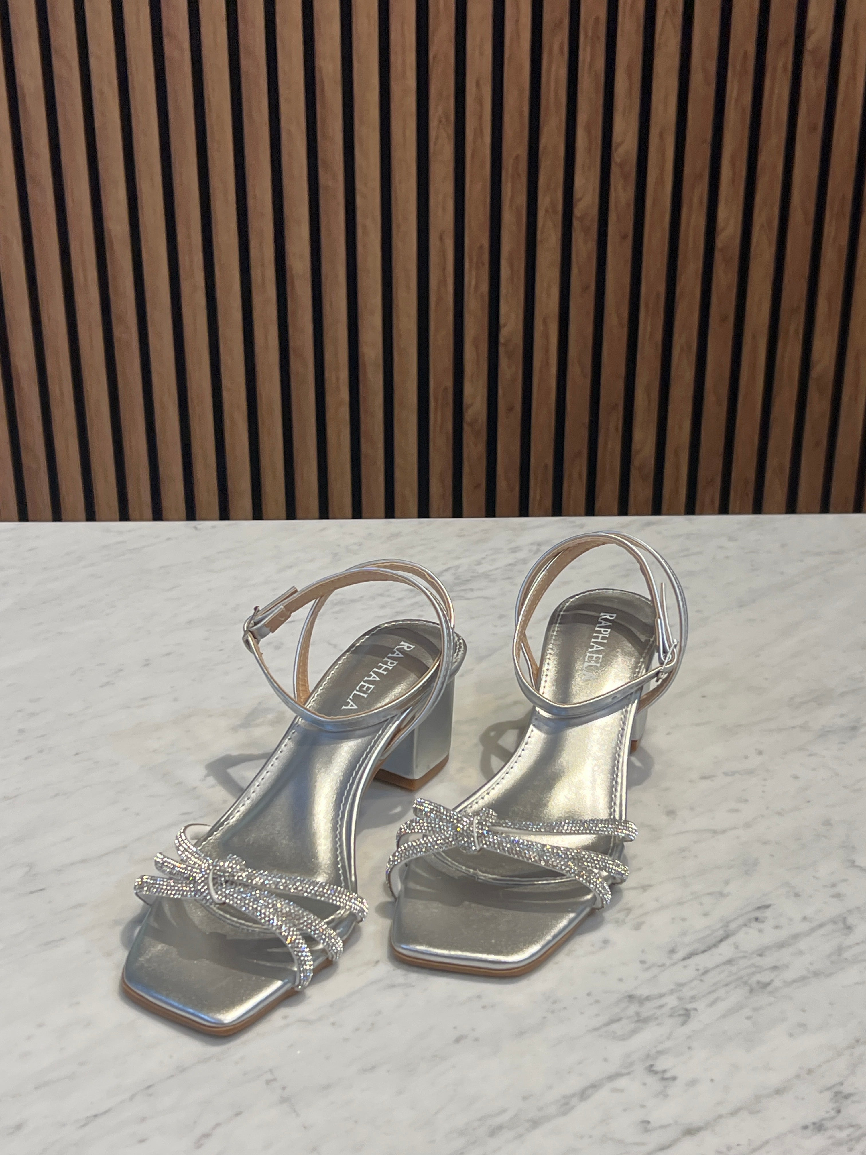 Sandal Raphaela Silver