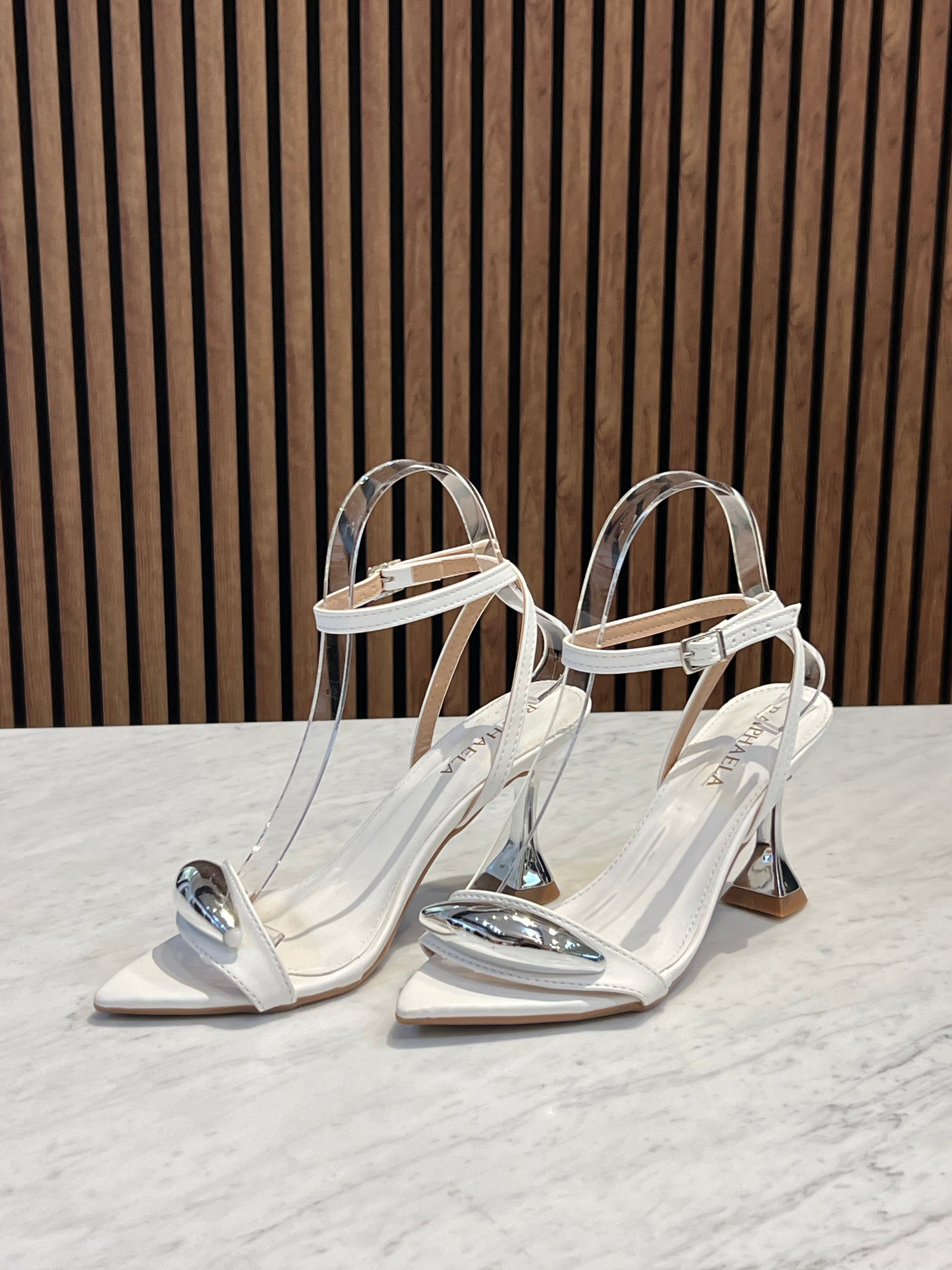 Sandal Raphaela White
